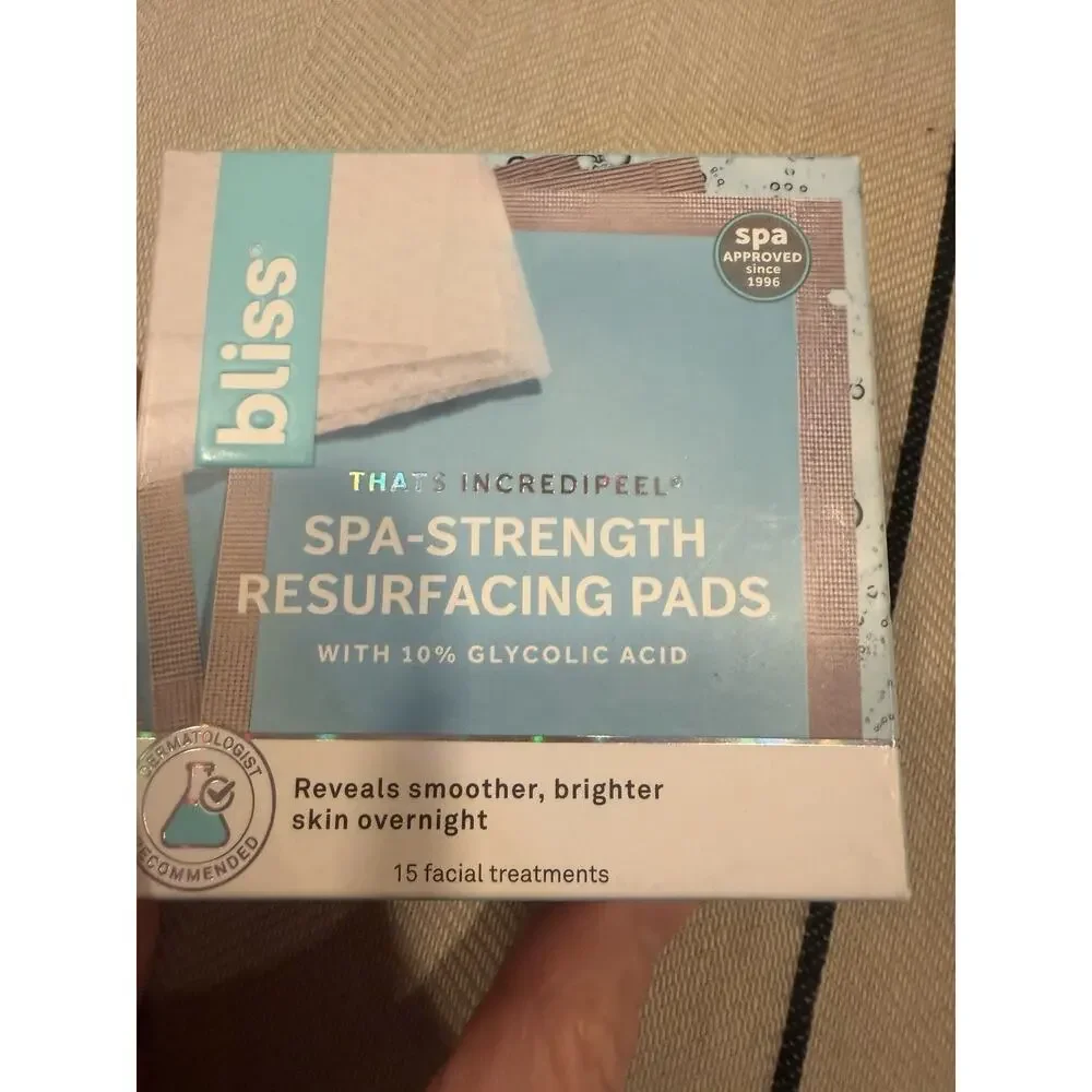 2 Pc Set Bliss Brightening Moisturizer & 15 Resurfacing Pads No Exp New & Unused